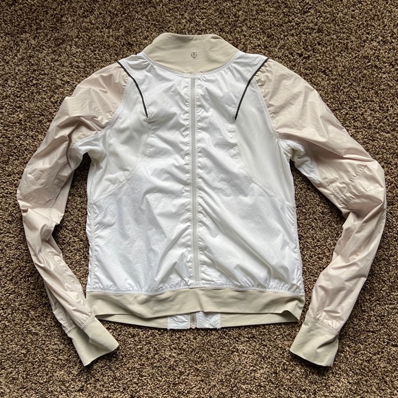 Reversible Lululemon jacket - Picture 2 of 5